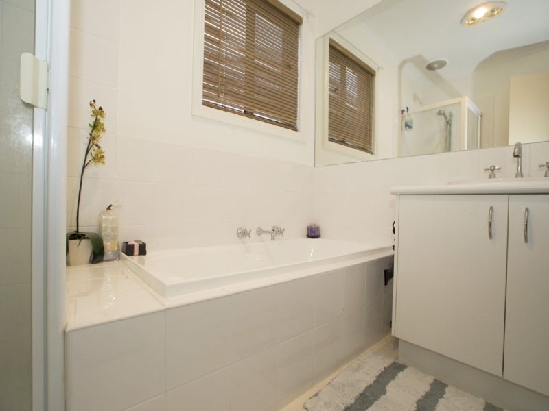 33/355 Dorset Road, Croydon VIC 3136