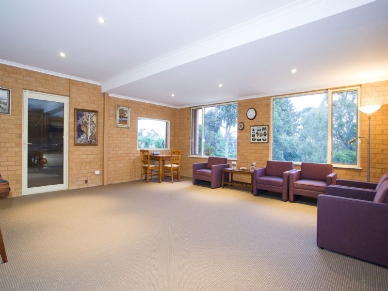 16A Glenora Avenue, Croydon VIC 3136