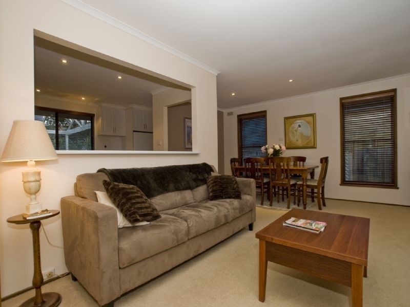 12 Magnolia Grove, Montrose VIC 3765