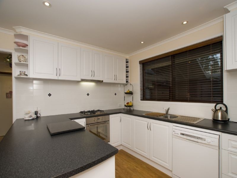 12 Magnolia Grove, Montrose VIC 3765