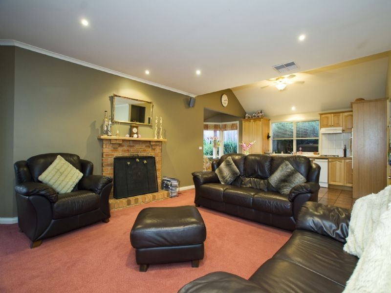 5 Rivergum Drive, Croydon North VIC 3136