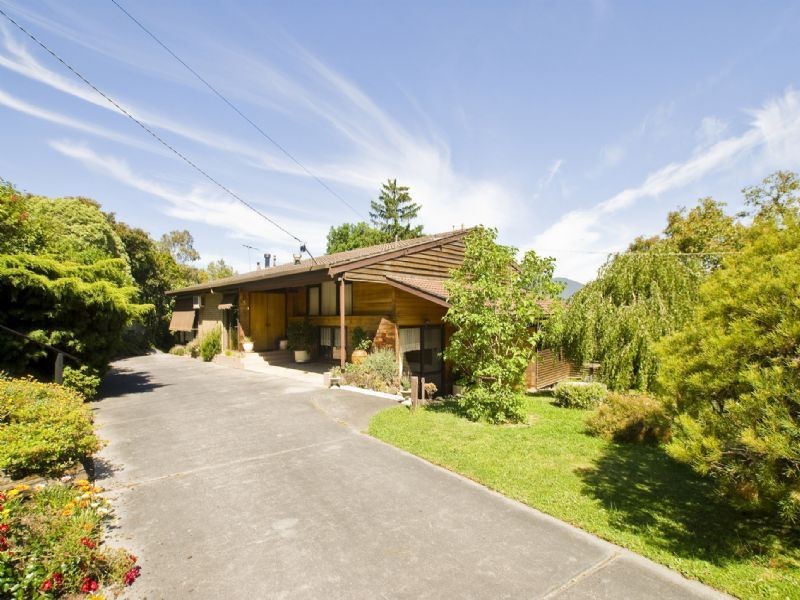 19 Summit Court, Mooroolbark VIC 3138