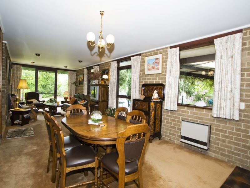 19 Summit Court, Mooroolbark VIC 3138