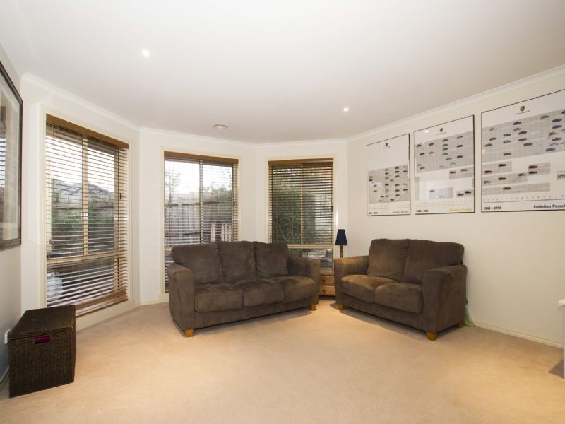 27 County Terrace, Croydon Hills VIC 3136