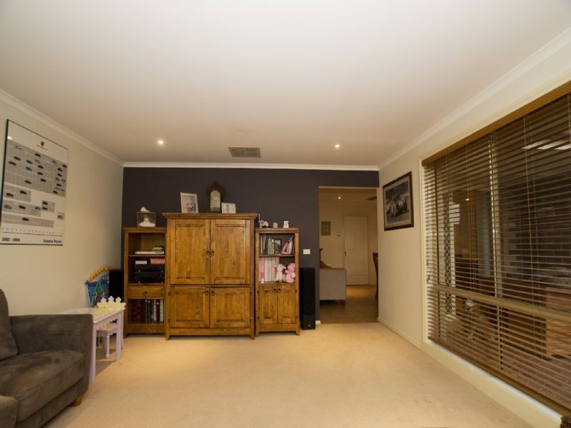 27 County Terrace, Croydon Hills VIC 3136