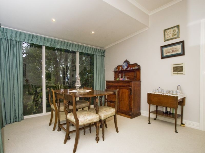 40 Morgan Avenue, Croydon VIC 3136