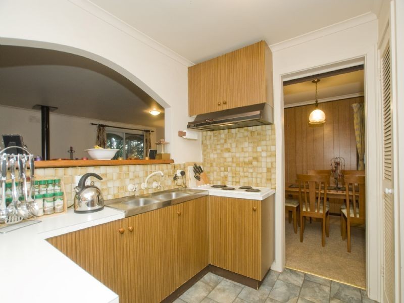 23 Sugarloaf Drive, Chirnside Park VIC 3116