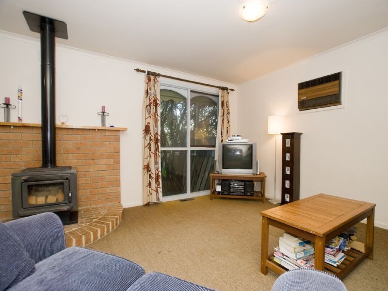 23 Sugarloaf Drive, Chirnside Park VIC 3116