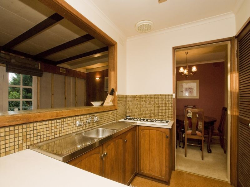 3 Meadowlark Lane, Mooroolbark VIC 3138