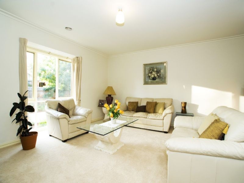 2/31 Vinter Avenue, Croydon VIC 3136