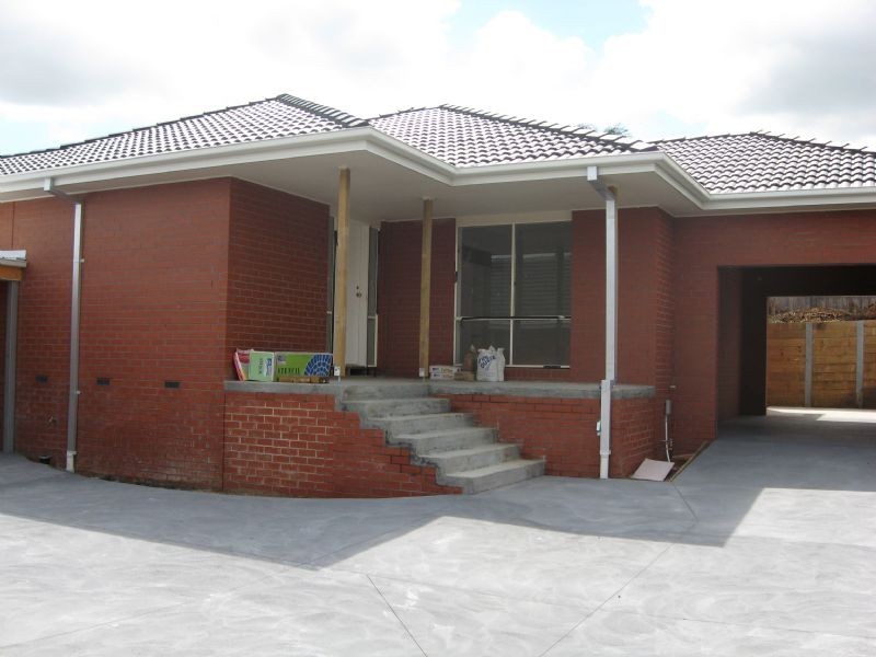 1/244 Manchester Road, Mooroolbark VIC 3138