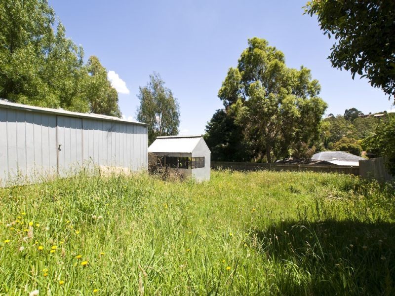 2/325 Hull Road, Mooroolbark VIC 3138