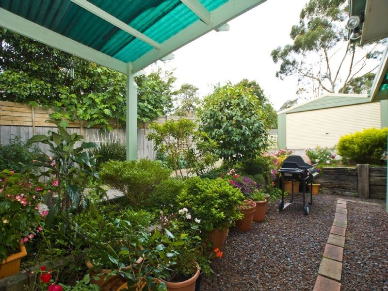 24 Vista Drive, Chirnside Park VIC 3116