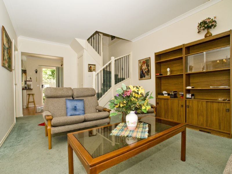 2/19 Lusher Road, Croydon VIC 3136