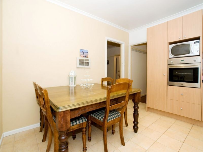 Ringwood East VIC 3135