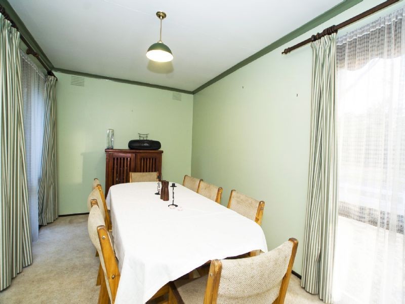 11 Sherbourne Avenue, Bayswater North VIC 3153