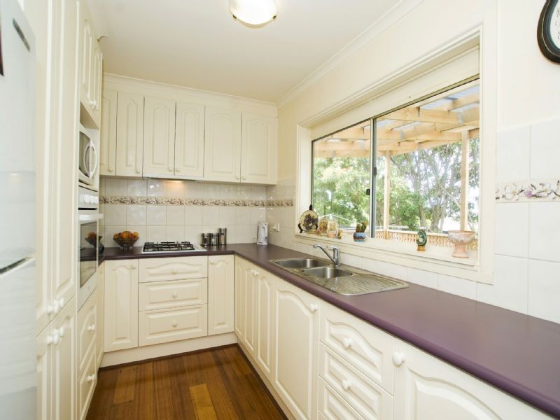 19 Arlie Crescent, Montrose VIC 3765