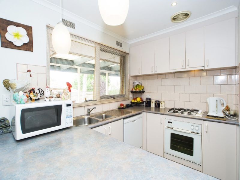 22 Carole Avenue, Chirnside Park VIC 3116