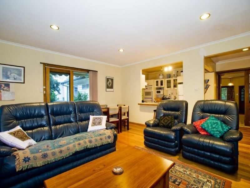 21 Ross Road, Croydon VIC 3136