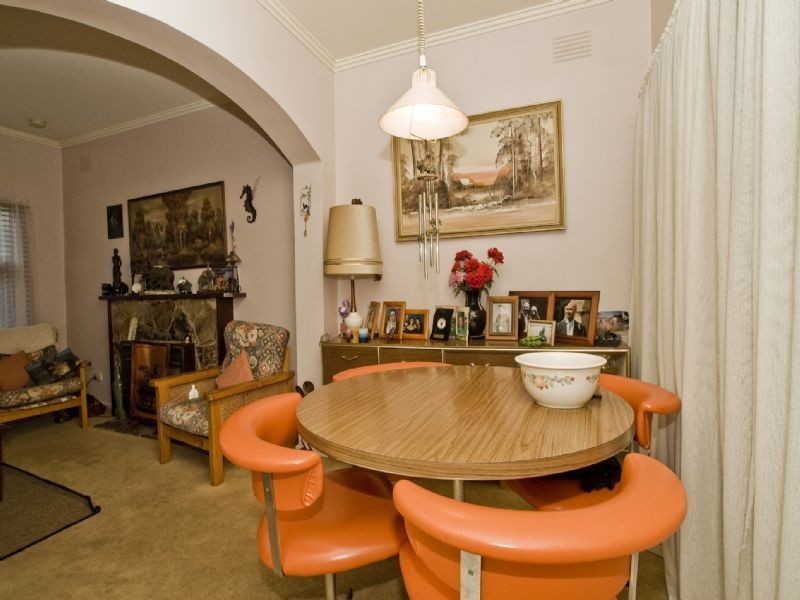 26 Clare Street, Croydon South VIC 3136