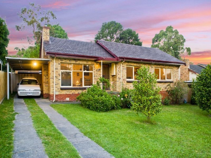 26 Clare Street, Croydon South VIC 3136
