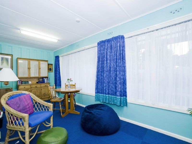 2a Kalinda Road, Croydon VIC 3136