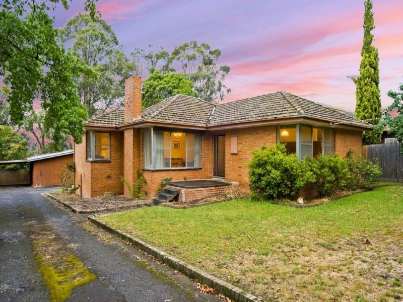 44 Lyons Road , Croydon North VIC 3136