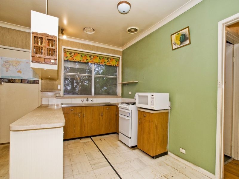 44 Lyons Road , Croydon North VIC 3136