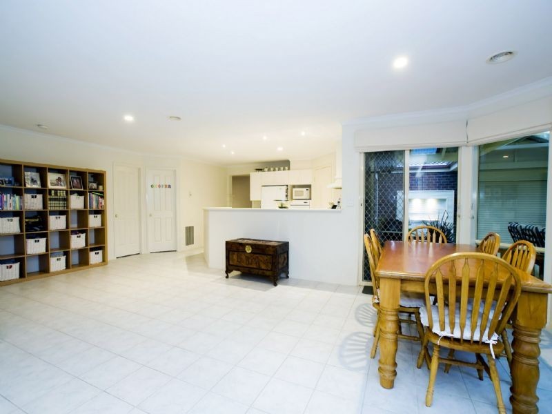 9 Whernside Court, Mooroolbark VIC 3138