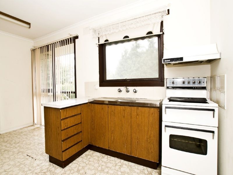 9/23 William Road, Croydon VIC 3136