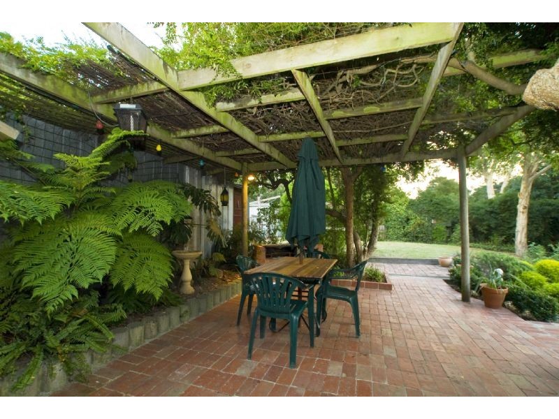 56 Faraday Road, Croydon South VIC 3136