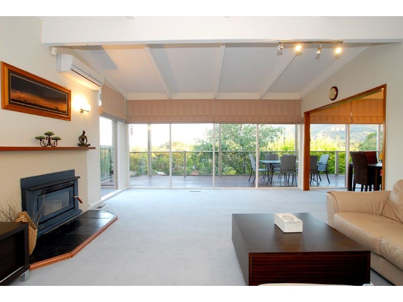 31 Smithacres Road, Montrose VIC 3765