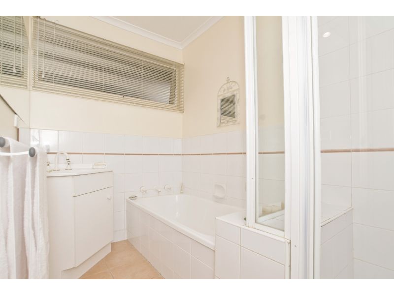 94 Allambanan Drive , Bayswater North VIC 3153