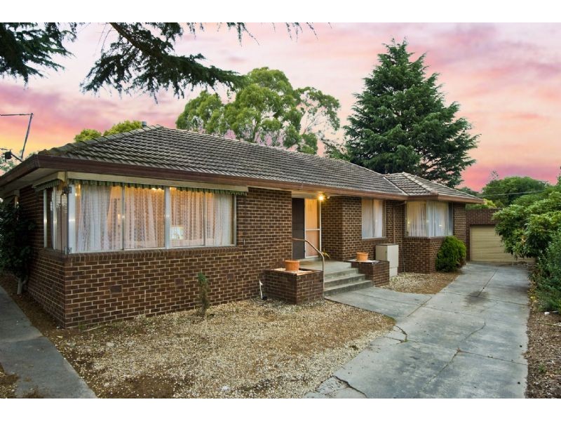 47 Thomas Street, Croydon South VIC 3136