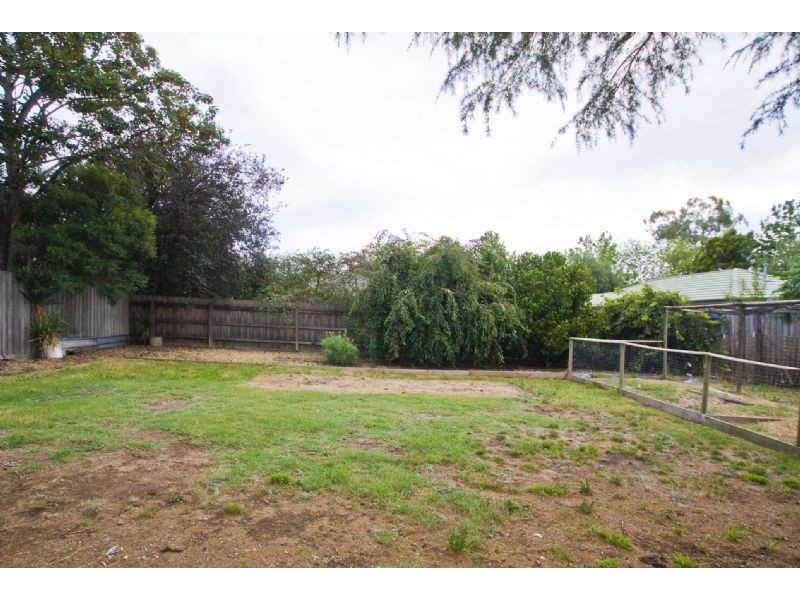 47 Thomas Street, Croydon South VIC 3136