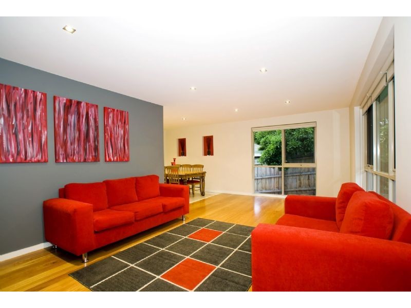 38 Landscape Drive, Mooroolbark VIC 3138