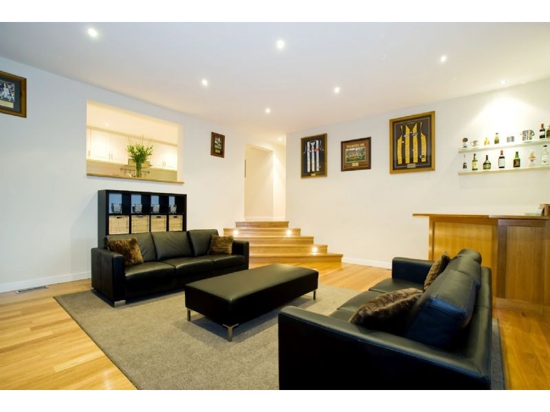 38 Landscape Drive, Mooroolbark VIC 3138