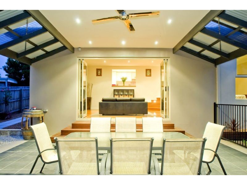 38 Landscape Drive, Mooroolbark VIC 3138