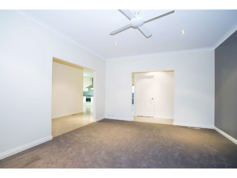 2/185 Maroondah Hwy, Chirnside Park VIC 3116