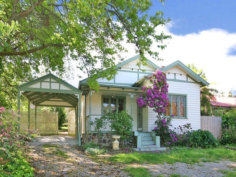 11 Church Street, Mitcham VIC 3132