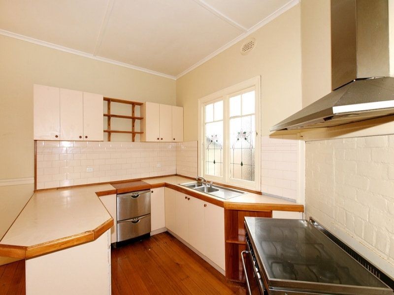 11 Church Street, Mitcham VIC 3132