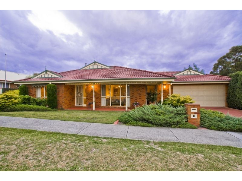 7 Golden Ridge Drive, Croydon Hills VIC 3136