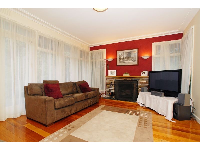 1 Vicki Street, Croydon VIC 3136