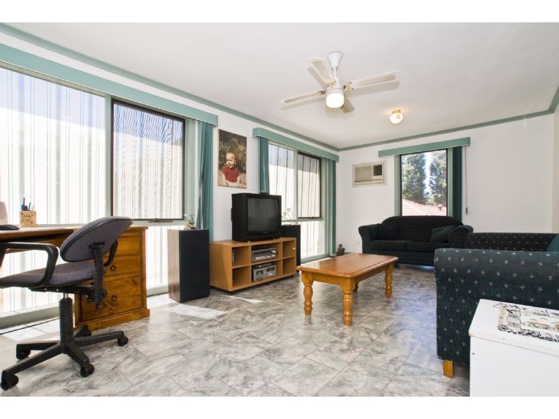 16 Baker Road, Bayswater North VIC 3153