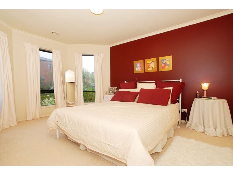 23 Strathfield Parade, Croydon VIC 3136