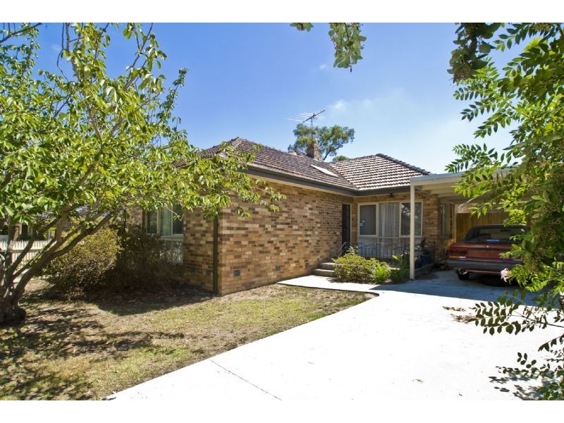 1/17 Vinter Avenue, Croydon VIC 3136