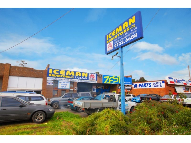 12 Windsor Road, Croydon VIC 3136