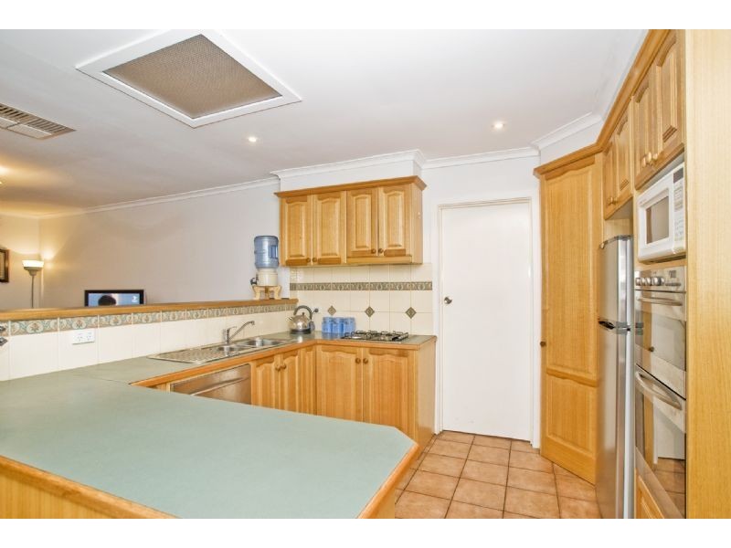 30 Cherrytree Grove, Croydon VIC 3136