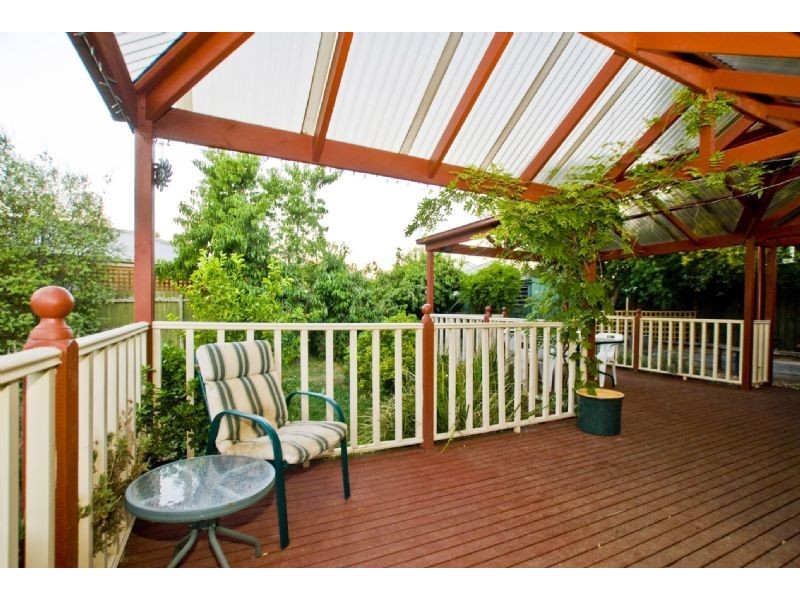 30 Cherrytree Grove, Croydon VIC 3136