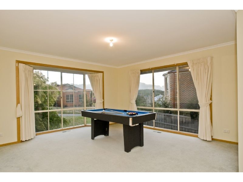 Chirnside Park VIC 3116